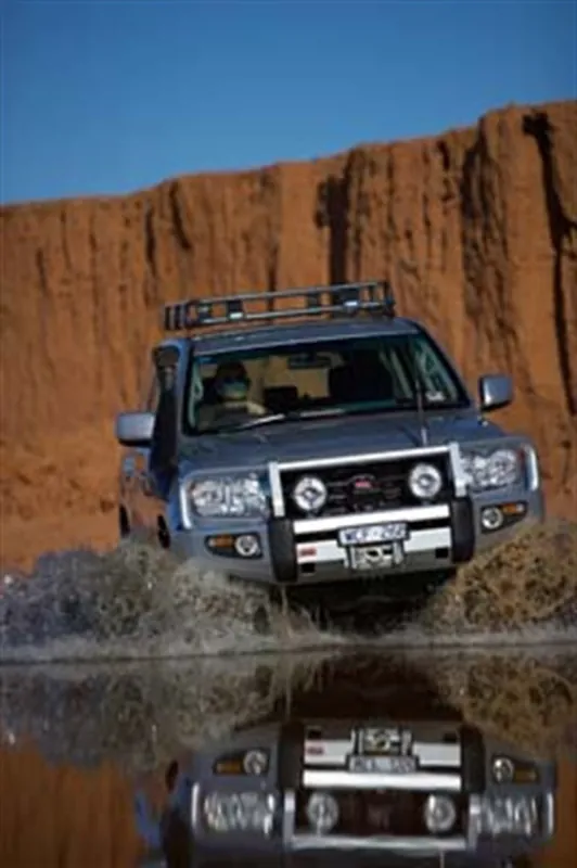 Shop Now ARB Winchbar H/Lightwasher Arbfog Lc200 07-11 (Fit Kit NOT Included)