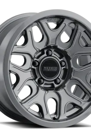 Flash Sale Method MR322 17x8.5 / 5x5 BP / 0ET / 4.72in BS / 71.5mm CB - Gloss Titanium Wheel