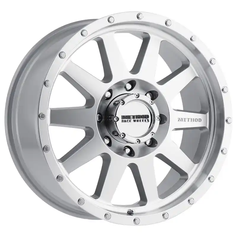 Bargain Method MR301 The Standard 18x9 +18mm Offset 8x180 130.81mm CB Machined/Clear Coat Wheel