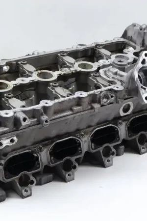 Audi Right Cfsa Engine Cylinder Head (RS5) 079103066J Today Only
