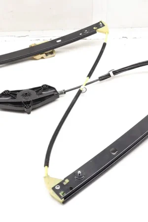 In Demand Audi Front Right Window Regulator (A8 Quattro, S8) 4H0837462B