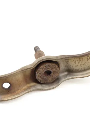 Limited Offer VW Lower Exhaust Pipe Mount Bracket (Touareg) 7P0253311