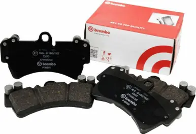 Weekend Sale Brembo 97-99 Acura CL/90-97 Honda Accord/99-02 Accord Front Premium NAO Ceramic OE Equivalent Pad - P28042N
