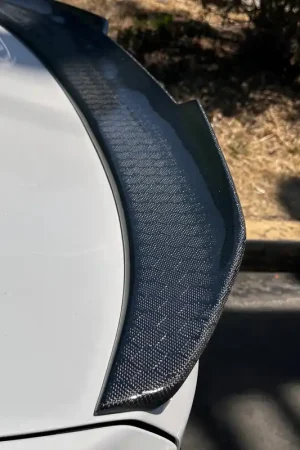 HoneyComb Carbon Fiber BMW G30 & F90 M5 PSM Trunk Spoiler | Graveyard Performance No Minimum Order