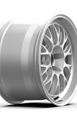 Hot Picks fifteen52 Holeshot RSR 20x10.5 5x112 35mm ET 66.56mm Center Bore Radiant Silver